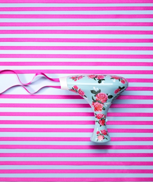 Photograph Dennis Pedersen Hairdryer on One Eyeland